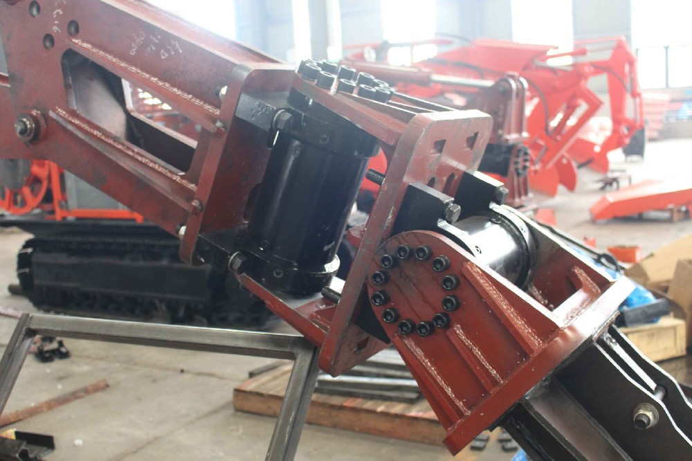 扒渣機日常保養(yǎng)要點，延長設(shè)備壽命
