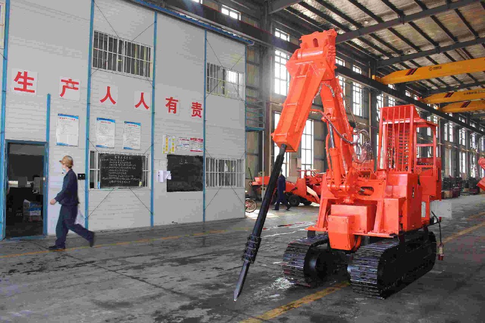 扒渣機(jī)鏟斗設(shè)計(jì)對作業(yè)效率影響:優(yōu)化鏟斗提升扒渣效能