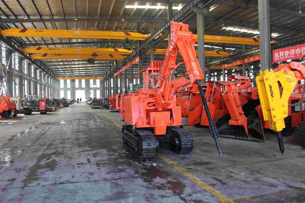 臨滄煤礦井下扒渣機械選購要點，安全第一
