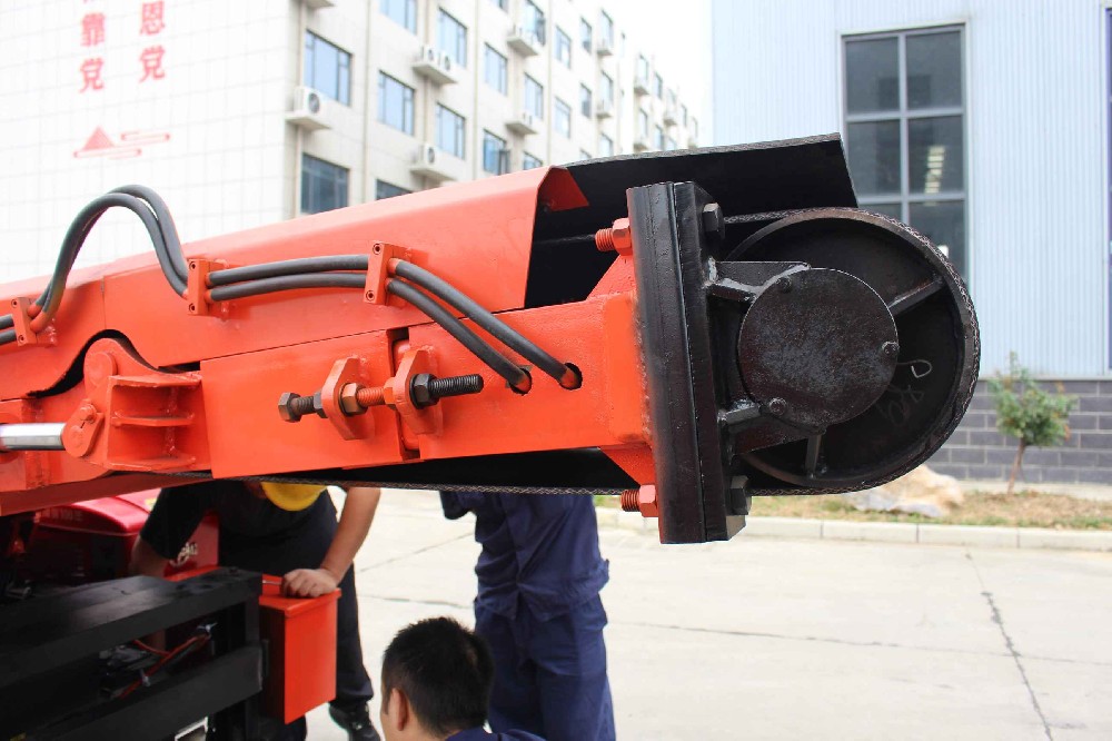 陜西扒渣機(jī)二手車市場(chǎng)探訪:低價(jià)機(jī)源大揭秘