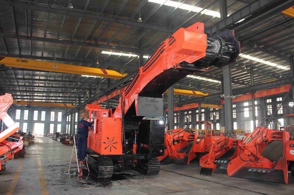 扒渣機(jī)選型全攻略:不同工程需求下如何精準(zhǔn)挑到合適機(jī)型