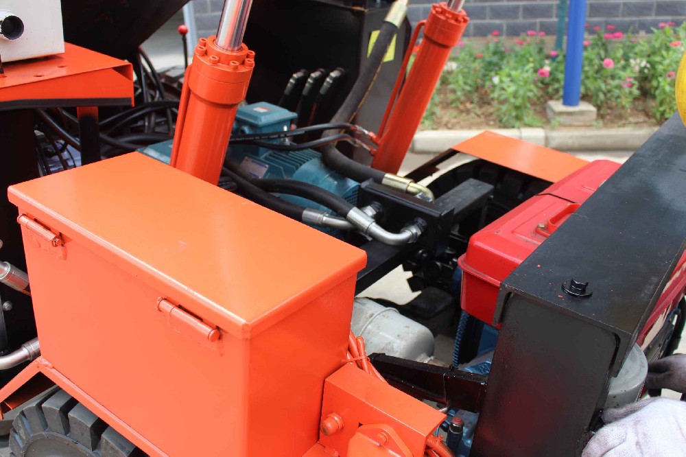 如何選擇靠譜的扒渣機租賃公司?