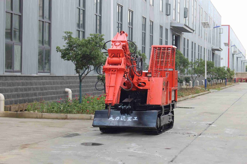 襄陽(yáng)永力通扒渣機(jī)廠家技術(shù)創(chuàng)新獲行業(yè)認(rèn)可