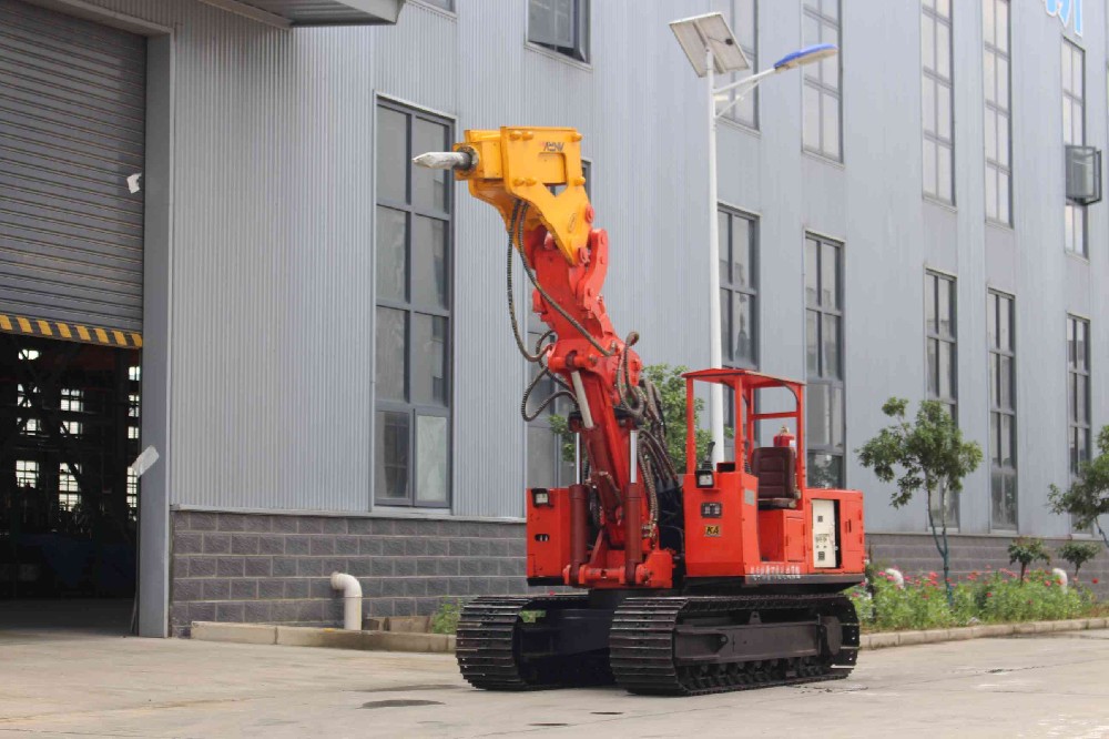 扒渣機(jī)在小型礦山的適用性探討:助力小型礦山高效發(fā)展