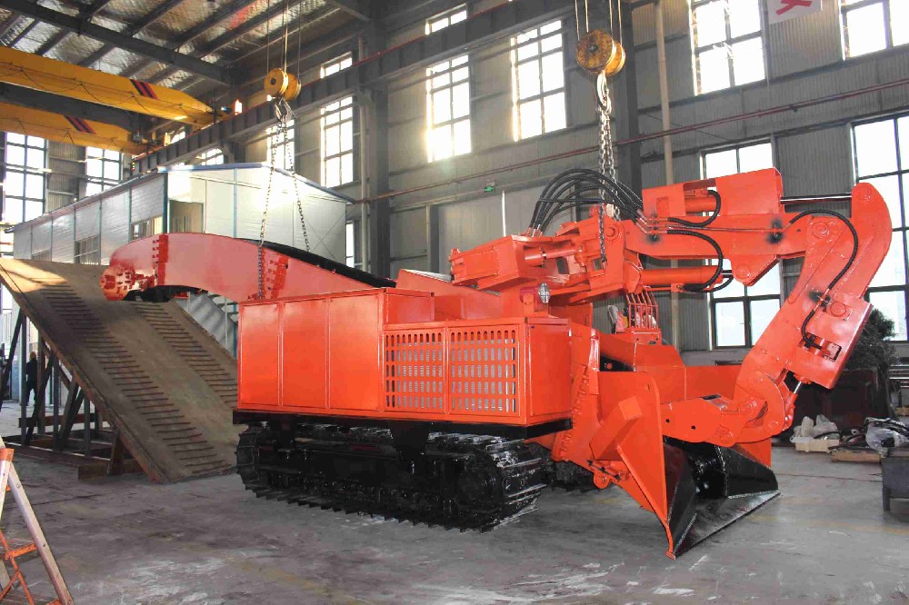 扒渣機(jī)保養(yǎng)省錢技巧:售后師傅不愿說的秘密