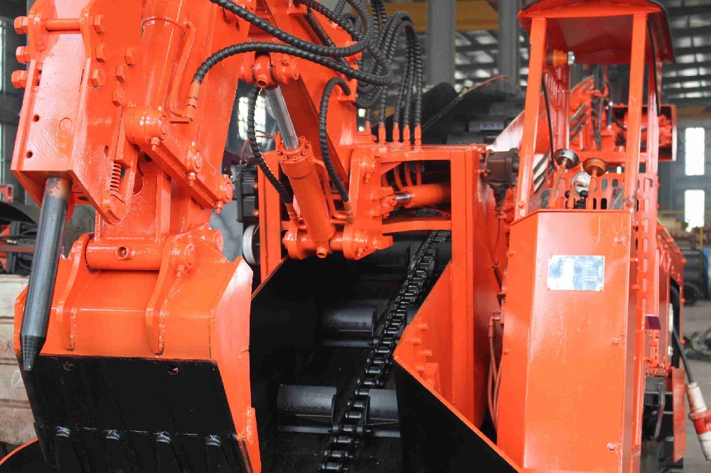 電動扒渣機采購指南：如何選擇高性價比機型？
