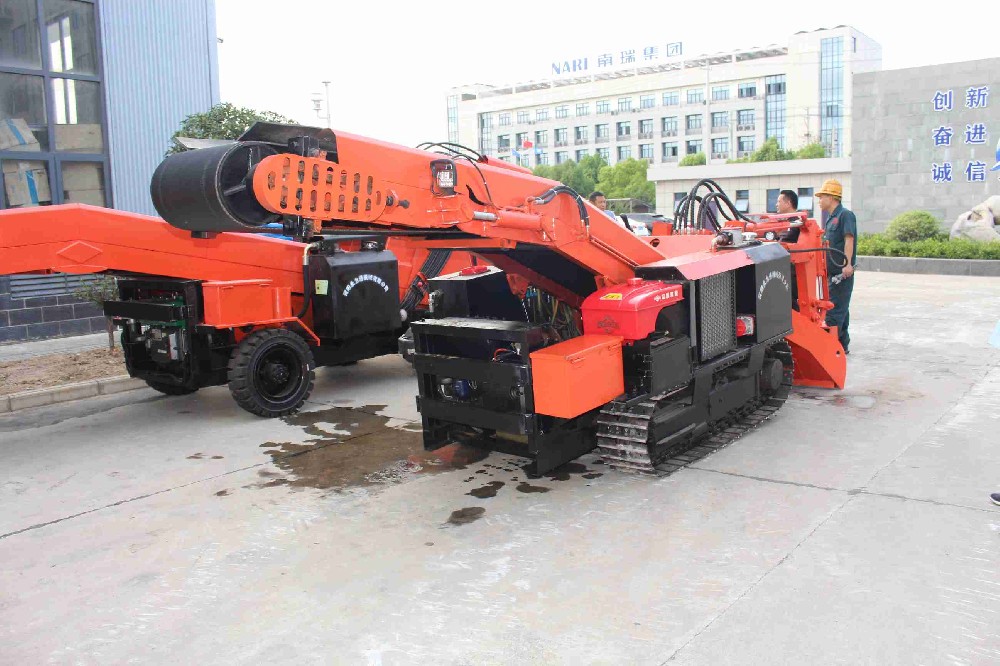 河南180型履帶扒渣機維修指南，常見問題解答！
