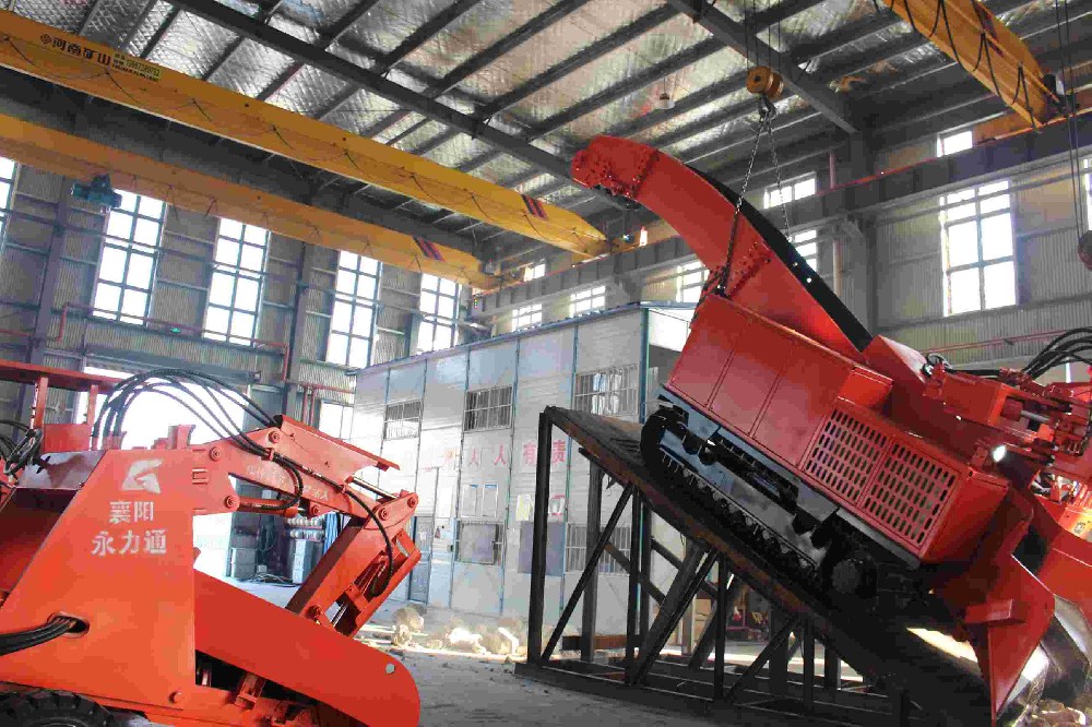 智能化礦山試點(diǎn):撬毛臺(tái)車無人化集群作業(yè)