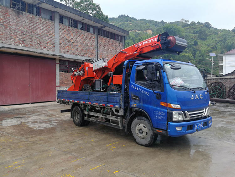 工程爬沙機.jpg 工程爬沙機.jpg