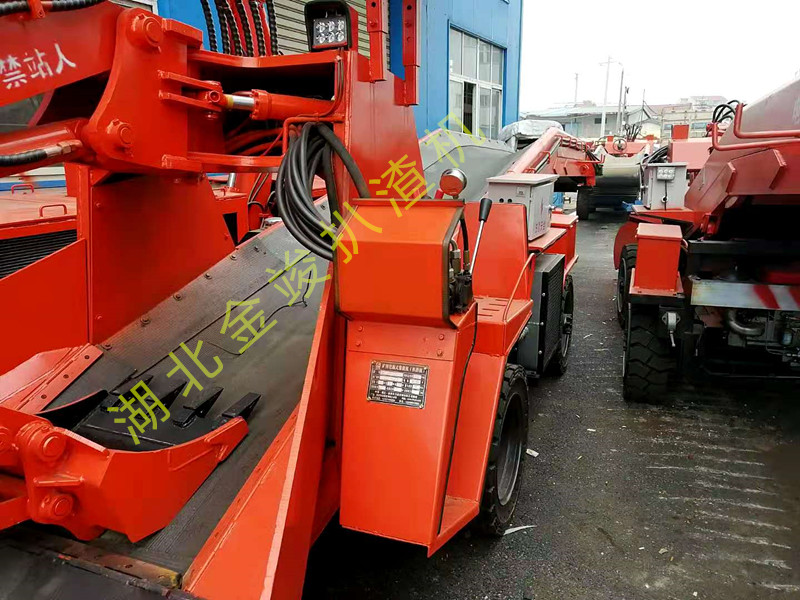 皮帶扒渣機 輪式皮帶扒渣機1120-02.jpg