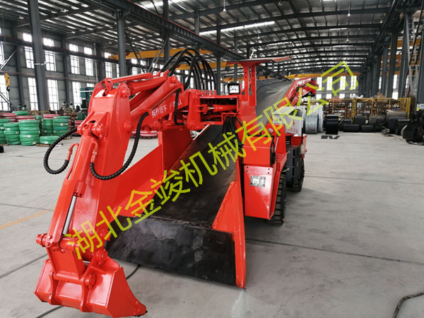 輪胎扒渣機(jī)帶破碎錘 120型輪式皮帶扒渣機(jī)2-23.jpg